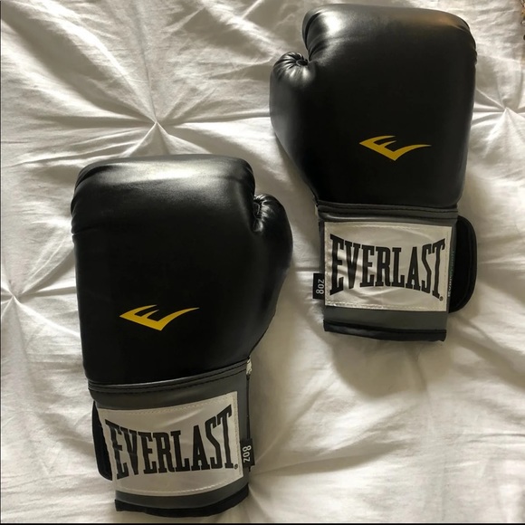 everlast boxing gloves black